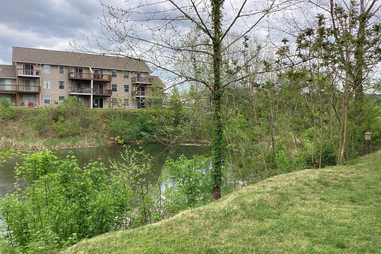 A Little Lake Retreat Branson Exterior foto